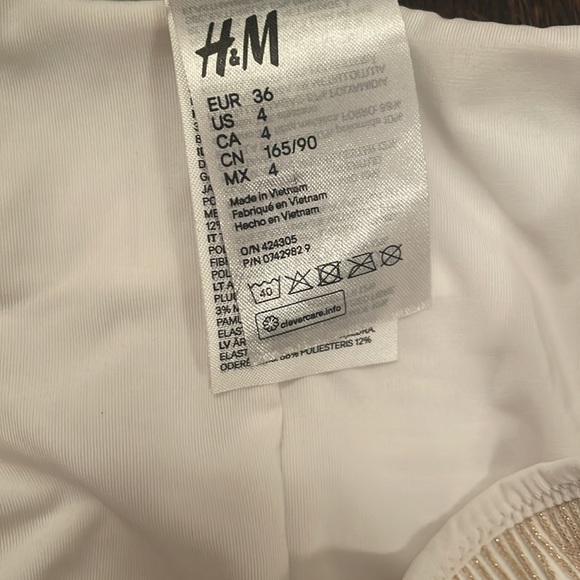 H&M high waisted bikini bottom and bandeau top - Picture 5 of 6